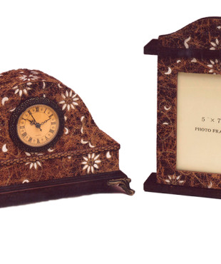 Ρολόι ξύλινο επιτραπέζιο617-24C30MA